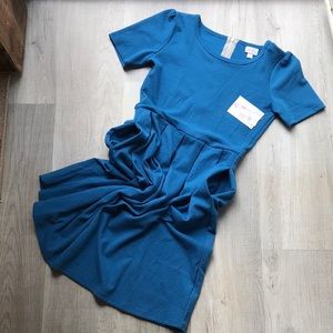 Lularoe Amelia blue size small has pockets
